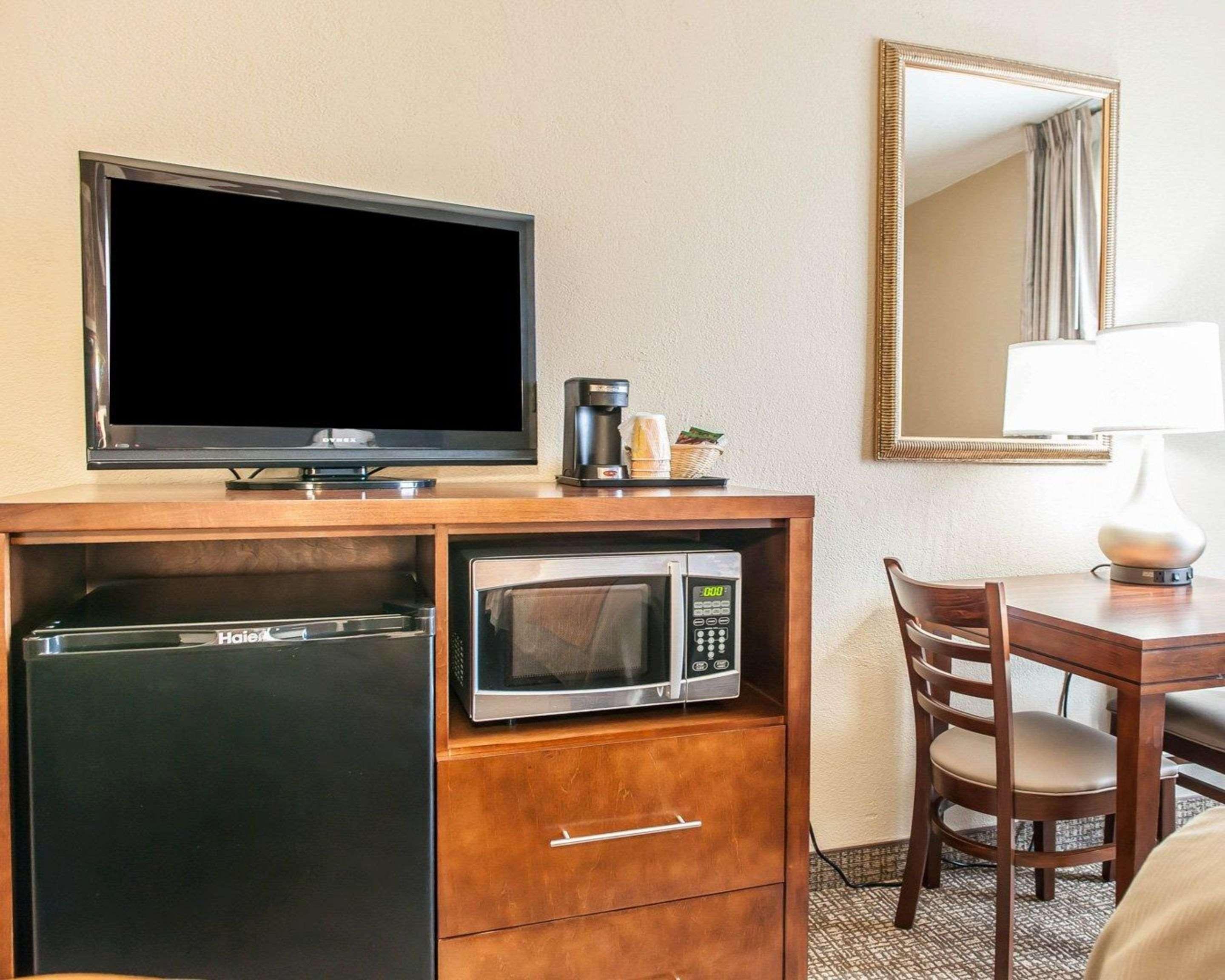Comfort Inn Медисън Екстериор снимка