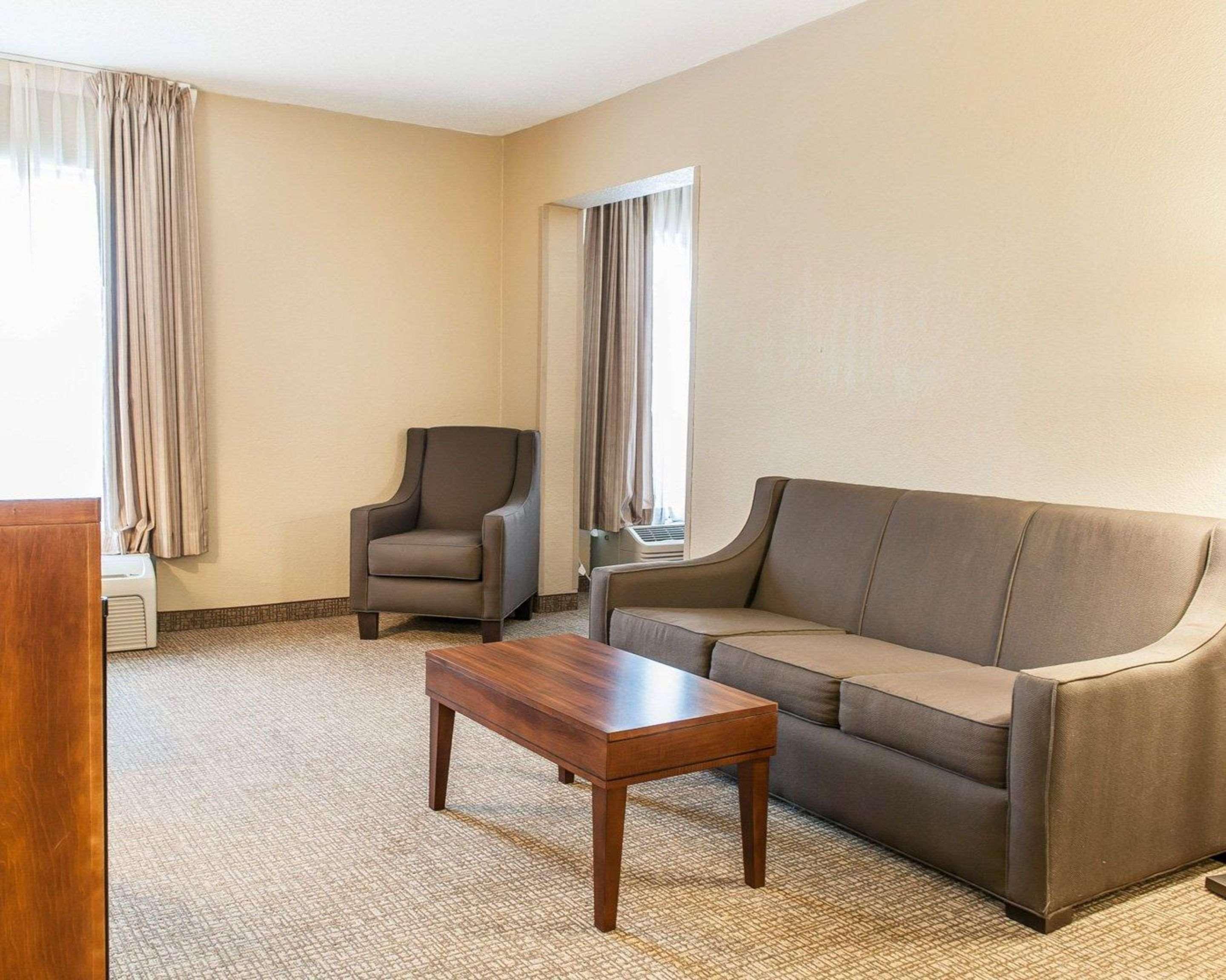 Comfort Inn Медисън Екстериор снимка